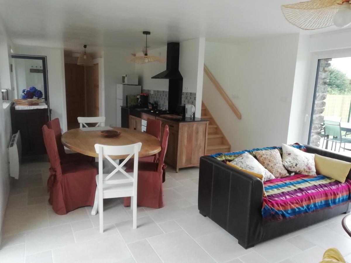Gite Ty Loguellou Locmélar Extérieur photo